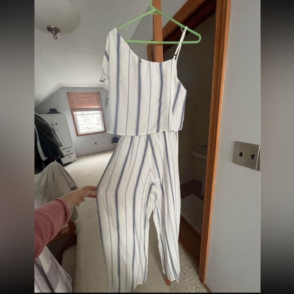 Roxy Wide Leg Romper - Picture 2 of 3